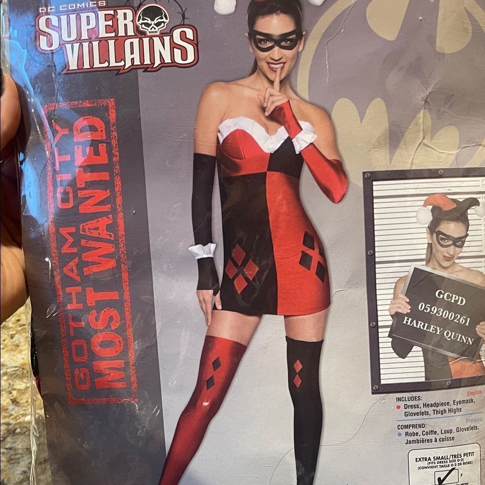 DC Comics Harley Quinn Costume NEW XS